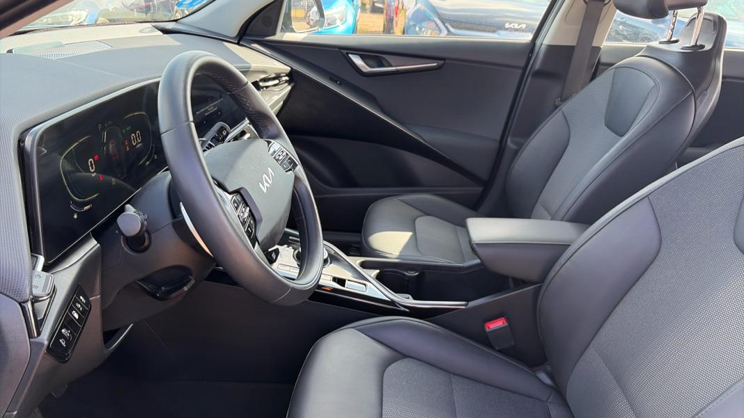 Kia Niro 1.6 GDi PHEV 135kW (183CV) Drive