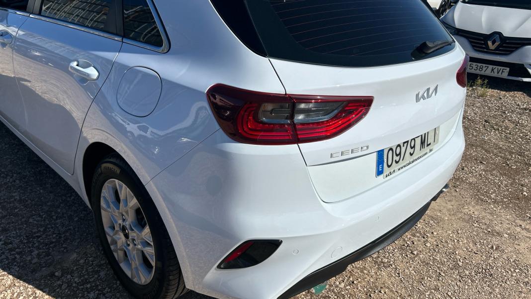 Kia Ceed 1.0 T-GDi 88kW (120CV) Drive