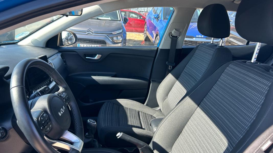 Kia Stonic STONIC 1.0 T-GDI MHEV IMT 74KW DRIVE 100 5P