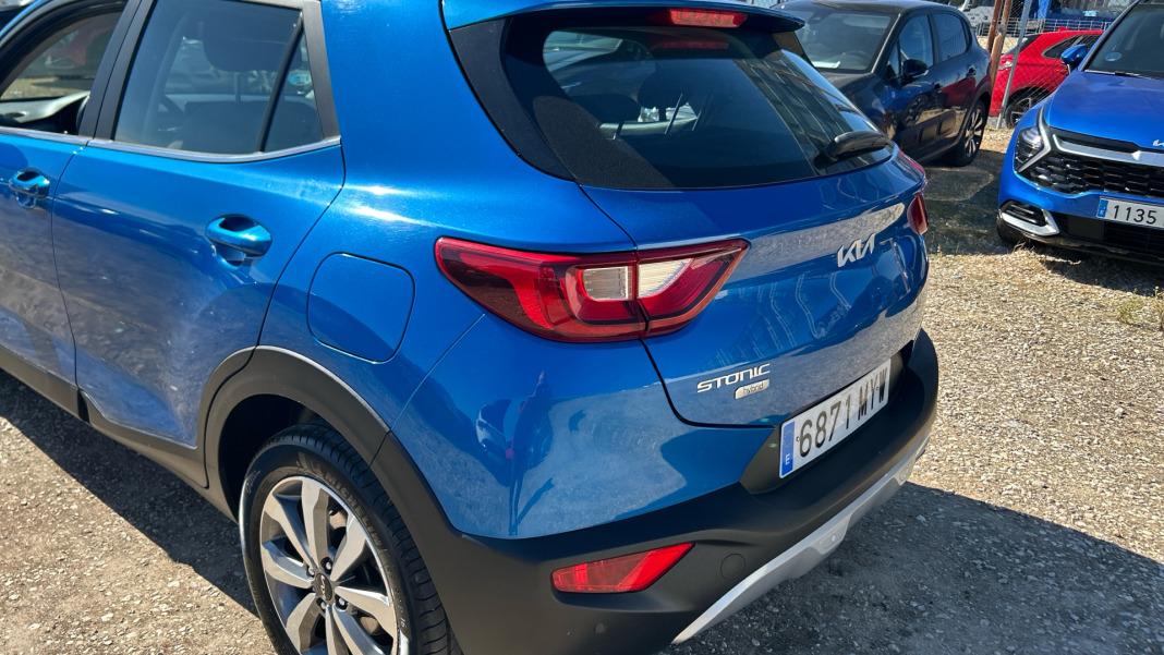 Kia Stonic STONIC 1.0 T-GDI MHEV IMT 74KW DRIVE 100 5P