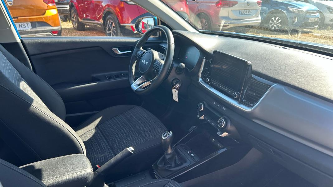 Kia Stonic STONIC 1.0 T-GDI MHEV IMT 74KW DRIVE 100 5P