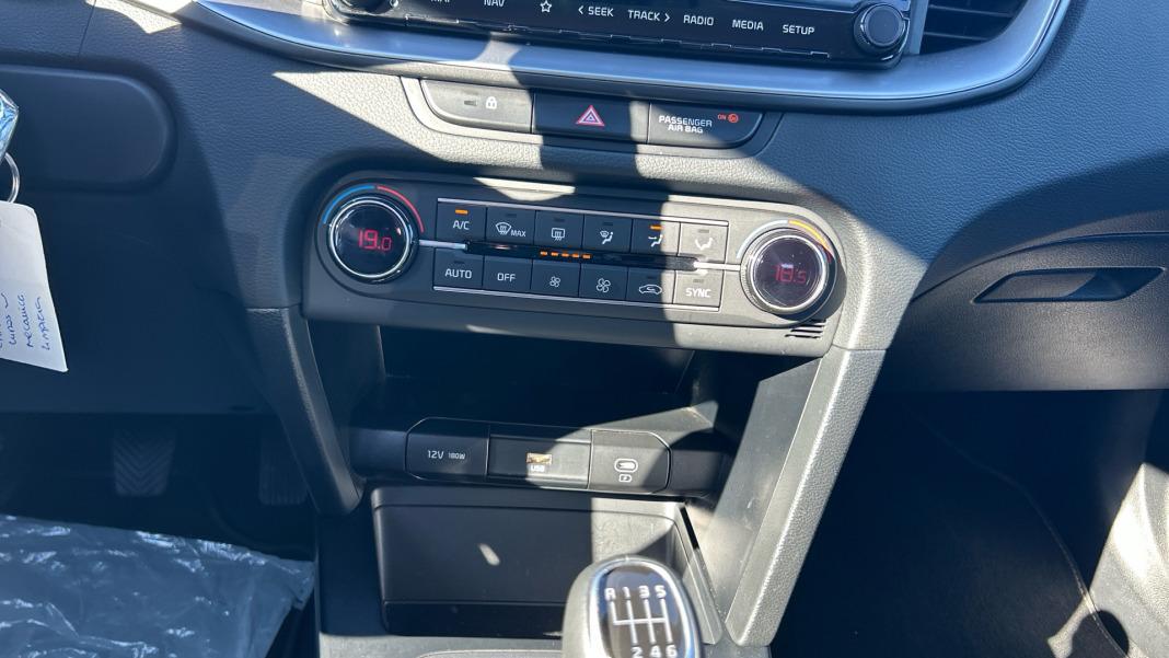 Kia Xceed XCEED 1.0 T-GDI 74KW DRIVE 100 5P