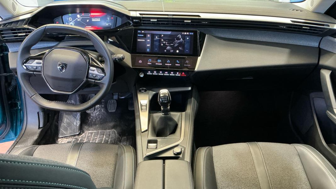 Peugeot 308 5P Allure PureTech 130 SS MAN