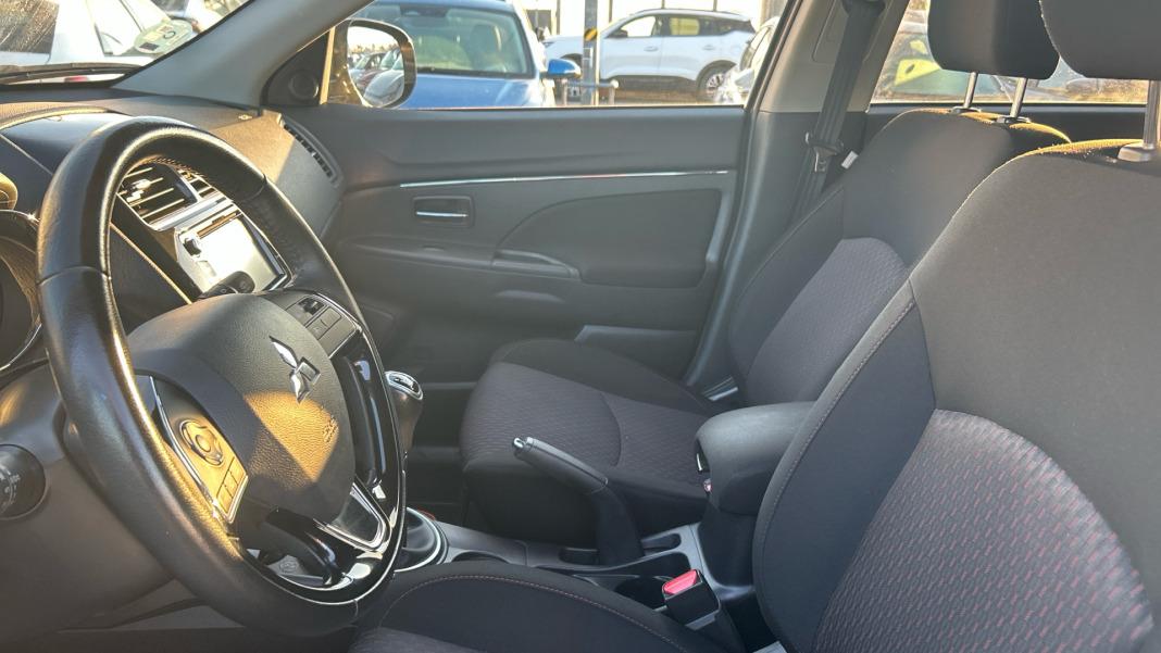 Mitsubishi Asx 160 MPI Motion