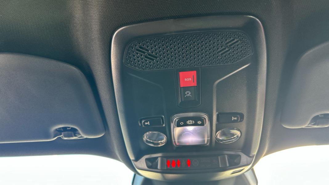 Peugeot 2008 2008 1.2 HYBRID 145 ALLURE EDSC6 145 5P