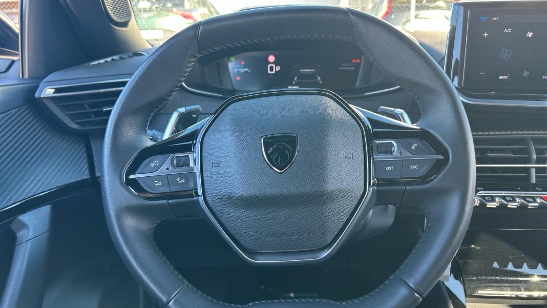 Peugeot 2008 2008 1.2 HYBRID 145 ALLURE EDSC6 145 5P