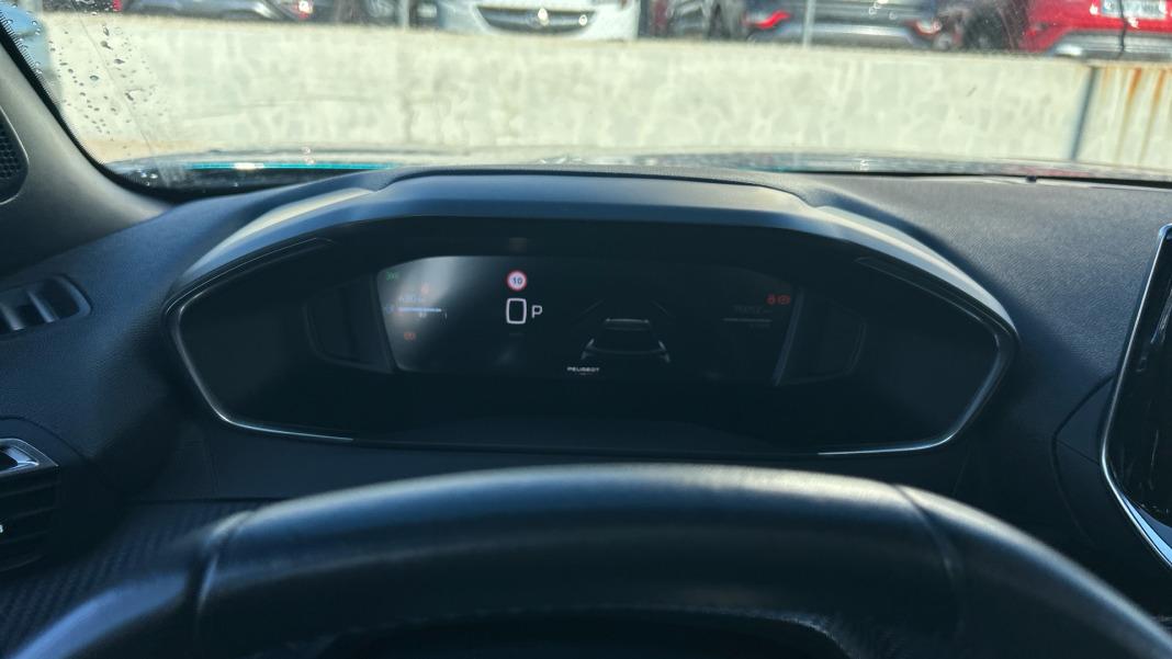 Peugeot 2008 2008 1.2 HYBRID 145 ALLURE EDSC6 145 5P