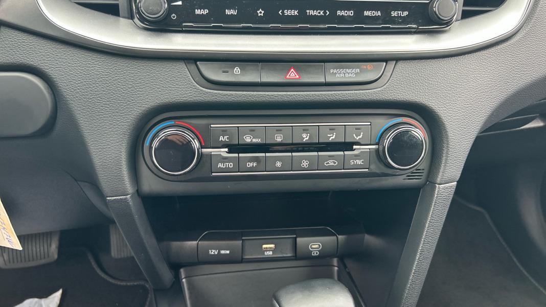 Kia Ceed CEED 1.0 MHEV 74KW DRIVE DCT 100 5P