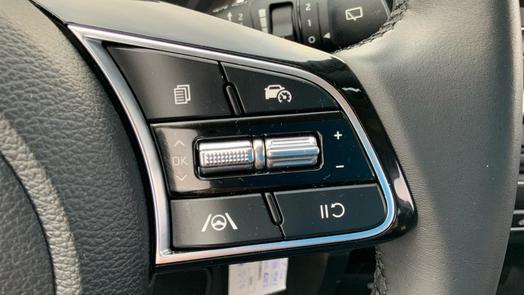 Kia Ceed 1.6 MHEV iMT 100kW (136CV) Concept