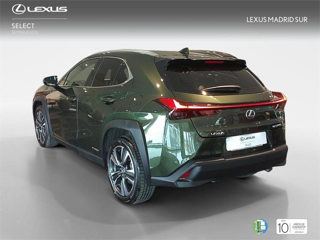 LEXUS Ux PREMIUM