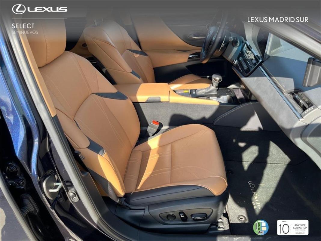 LEXUS Es SEDÁN PREMIUM 2.5 Hibrido HEV CVT (2WD)