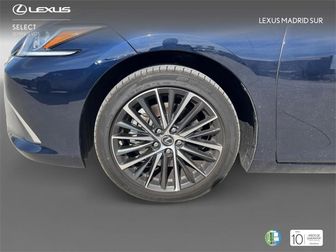 LEXUS Es SEDÁN PREMIUM 2.5 Hibrido HEV CVT (2WD)