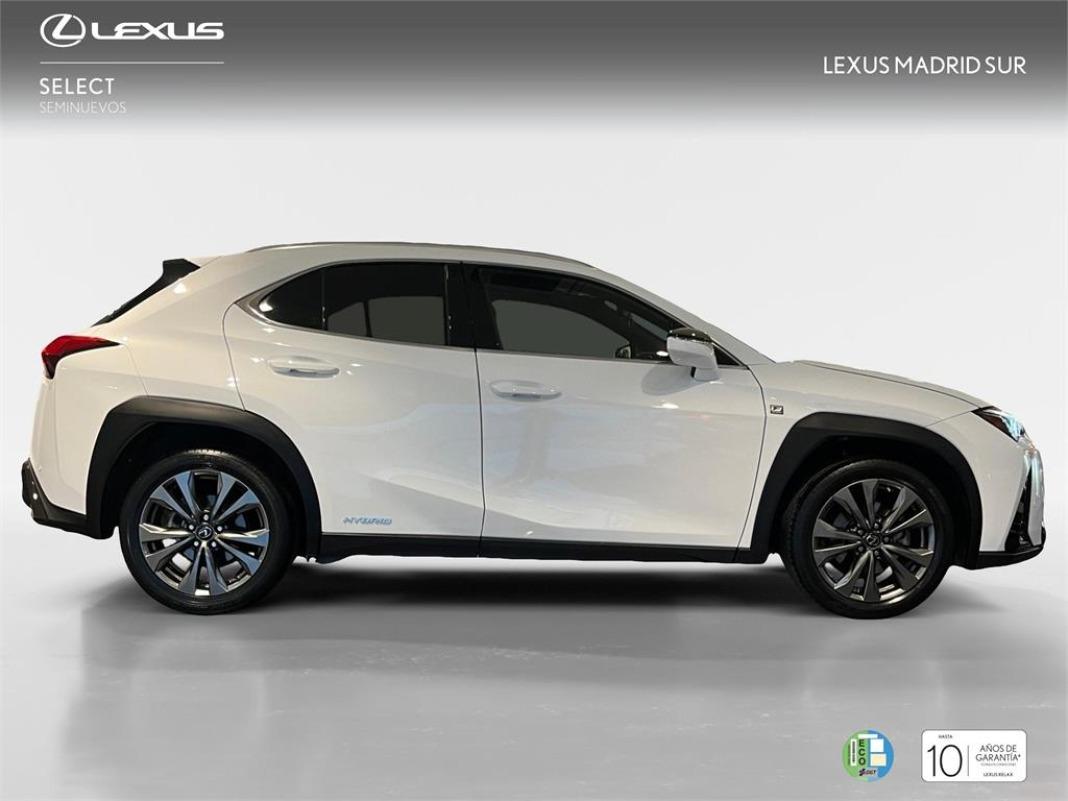 LEXUS Ux SUV ENGAWA (UX-2WD) 2.0 Híbrido Gasolina Transmisi