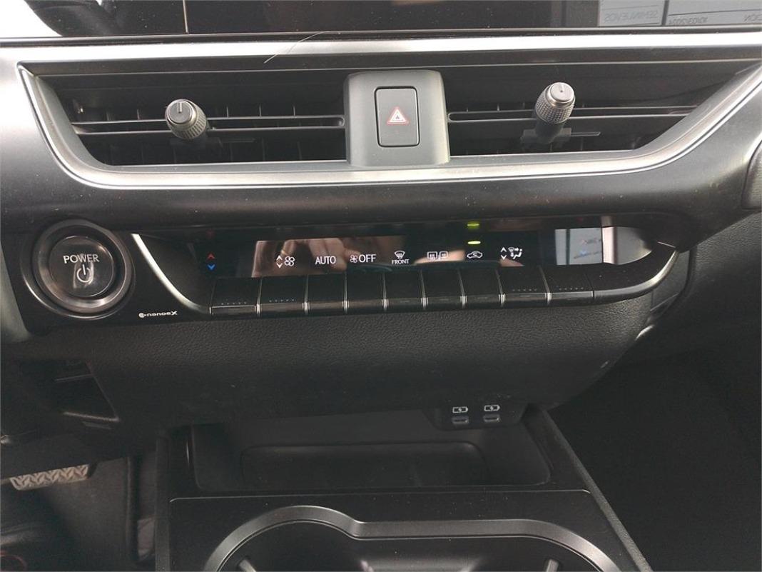 LEXUS Ux 250h Premium 2WD