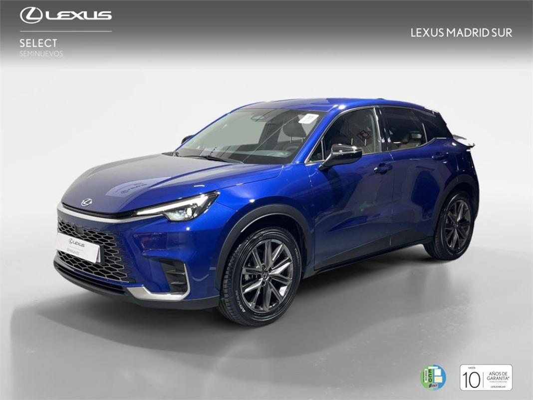LEXUS Lbx Elegant+