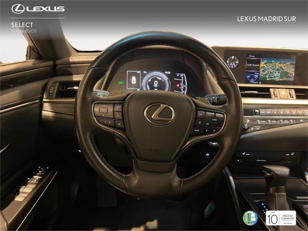 LEXUS Es 300h Business