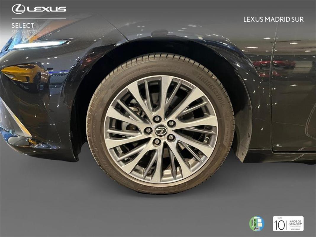 LEXUS Es 300h Business