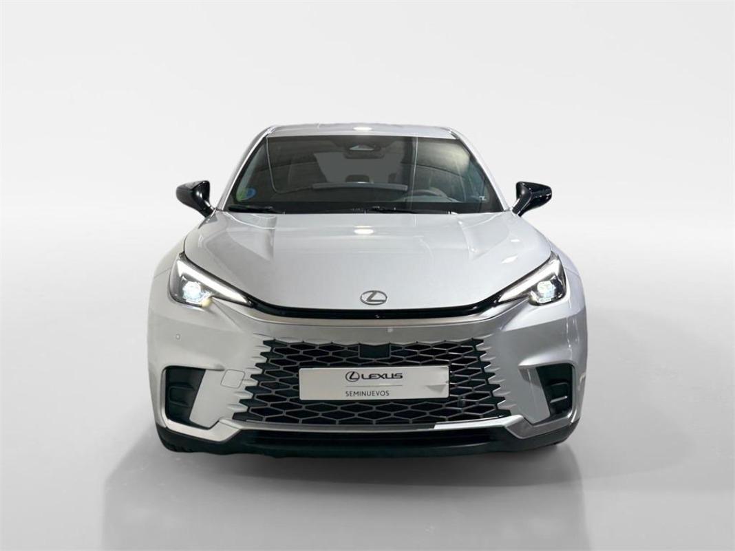 LEXUS Lbx Elegant+