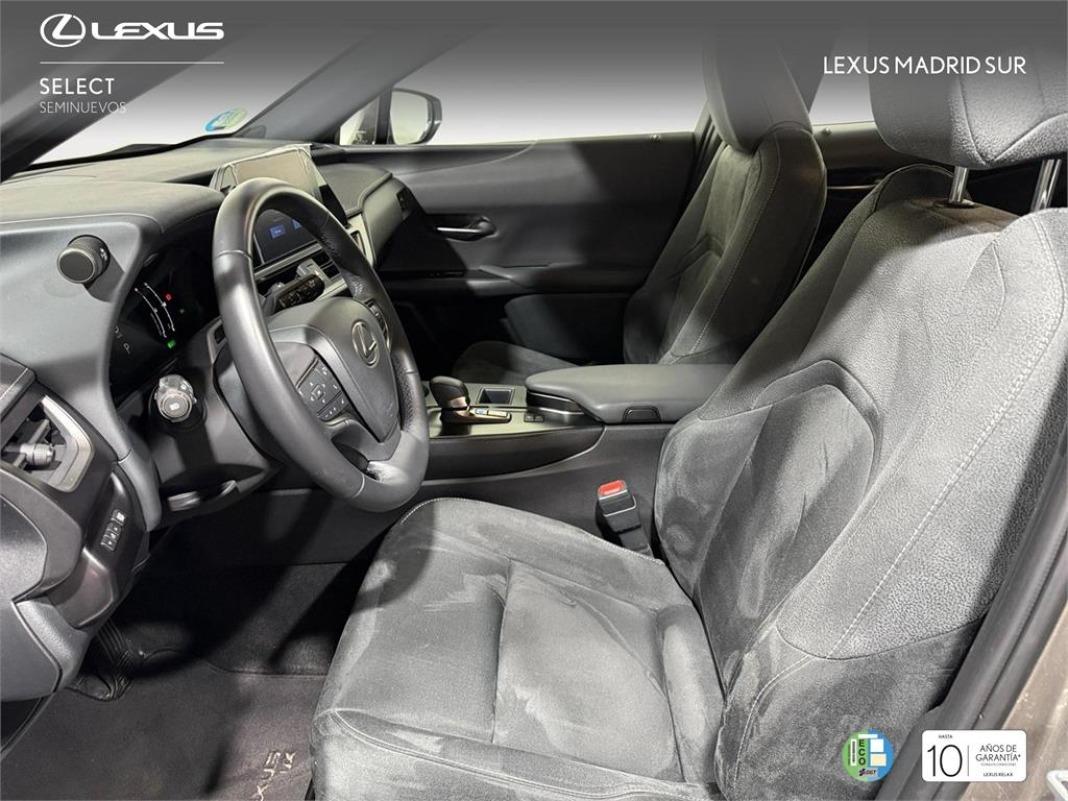 LEXUS Ux 300h UX+
