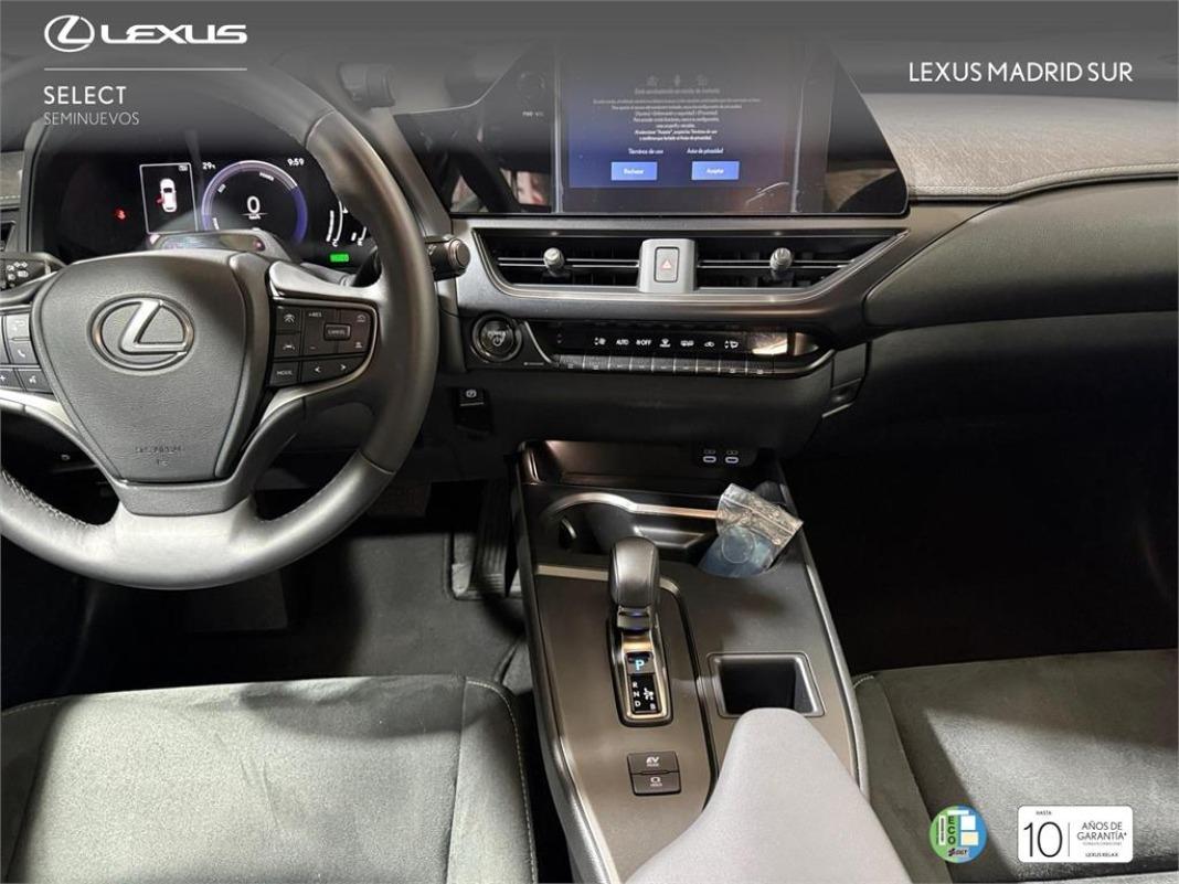 LEXUS Ux 300h UX+