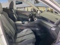 Peugeot 3008 1.2 PURETECH 96KW (130CV) S&S Allure