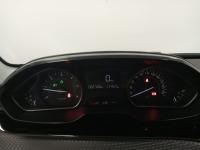 Peugeot 208 5P Signature BlueHDi 73KW (100CV)