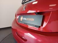 Peugeot 208 5P Signature BlueHDi 73KW (100CV)