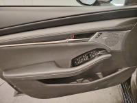 Mazda Mazda3 2.0 e-SKYACTIV-G ZENITH AT