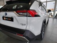 Toyota Rav4 220H e-CVT 4x2 Advance