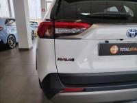 Toyota Rav4 220H e-CVT 4x2 Advance