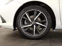 Toyota Auris 1.8 140H Hybrid Feel! Edition
