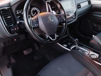 Mitsubishi Outlander 200 MPI Motion CVT 2WD 7 Plazas