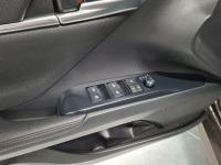 Toyota Camry 2.5 220H Advance