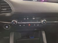 Mazda Mazda3 2.0 SKYACTIV-G 88KW ZENITH SAFETY BLACK