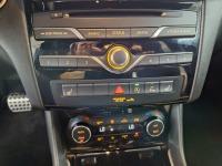 Infiniti Q30 2.0T SPORT 7DCT AWD