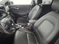 Hyundai Kona 1.6 GDI HEV Style Sky DCT