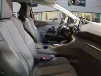 Peugeot 3008 Hybrid 225 e-EAT8 Allure Pack