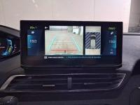 Peugeot 3008 Hybrid 300 e-EAT8 Roadtrip