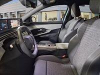 Peugeot 5008 Hybrid 1.2 107KW Allure eDCS6