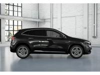 Mercedes Gla 250 e con tecnologia hibrida eq