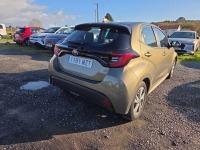 Toyota Yaris 1.5 120H Active Plus