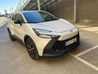 Toyota C-hr 1.8 Advance Hybrid 140