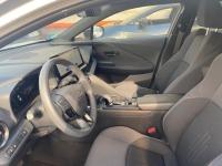 Toyota C-hr 1.8 Advance Hybrid 140