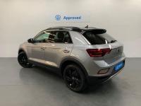 Volkswagen T-roc ``Más`` Dark 1.0 TSI 85 kW (115 CV)