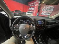 Mitsubishi Outlander 200 MPI Motion CVT 2WD 5 Plazas