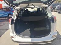 TOYOTA Rav4 2.5l hybrid 2WD Advance Pack Drive