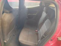 Renault Clio Intens Blue dCi 63 kW 85CV