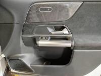 mercedes-benz Gla GLA 200 D 4MATIC