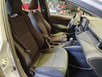 TOYOTA Corolla 1.8 125H BUSINESS ECVT