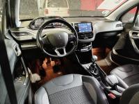 Peugeot 2008 Allure PureTech 110 SS 6 Vel. MAN